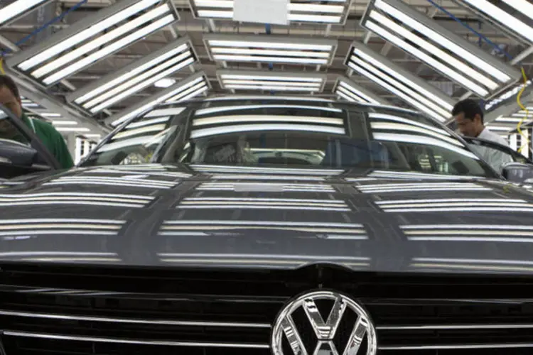 
	Volkswagen: se a viola&ccedil;&atilde;o no Brasil for confirmada, a montadora poder&aacute; ser multada em at&eacute; R$ 50 milh&otilde;es
 (Susana Gonzalez/Bloomberg)