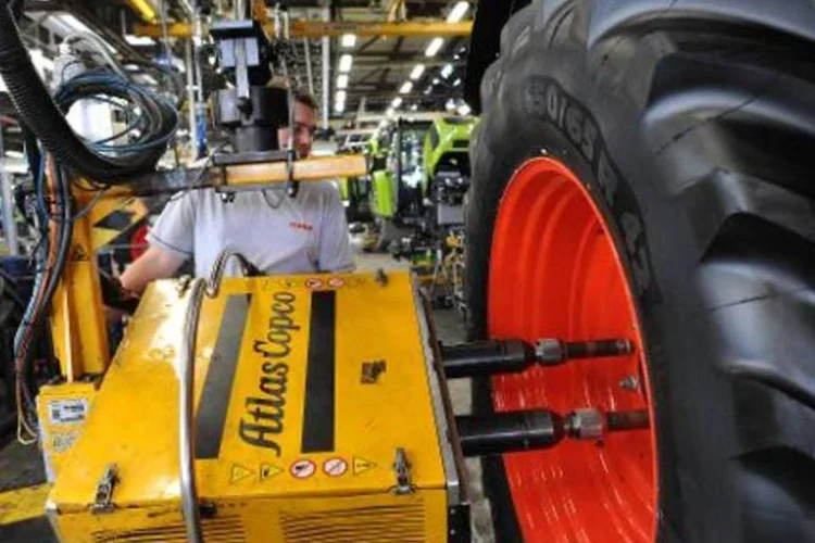 Fábrica de tratores na França: PIB da Zona do Euro teve uma variação trimestral nula (Jean-Francois Monier/AFP)