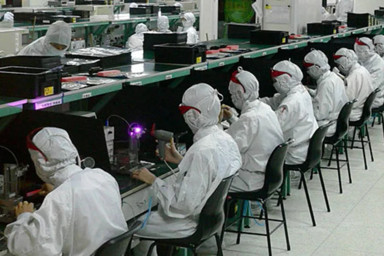 
	F&aacute;brica de produtos eletr&ocirc;nicos em Shenzhen, China: empresas de eletr&ocirc;nicos, energia, petroqu&iacute;micos e constru&ccedil;&atilde;o tiveram fortes crescimento nos lucros
 (Steve Jurvetson / Wikimedia Commons)