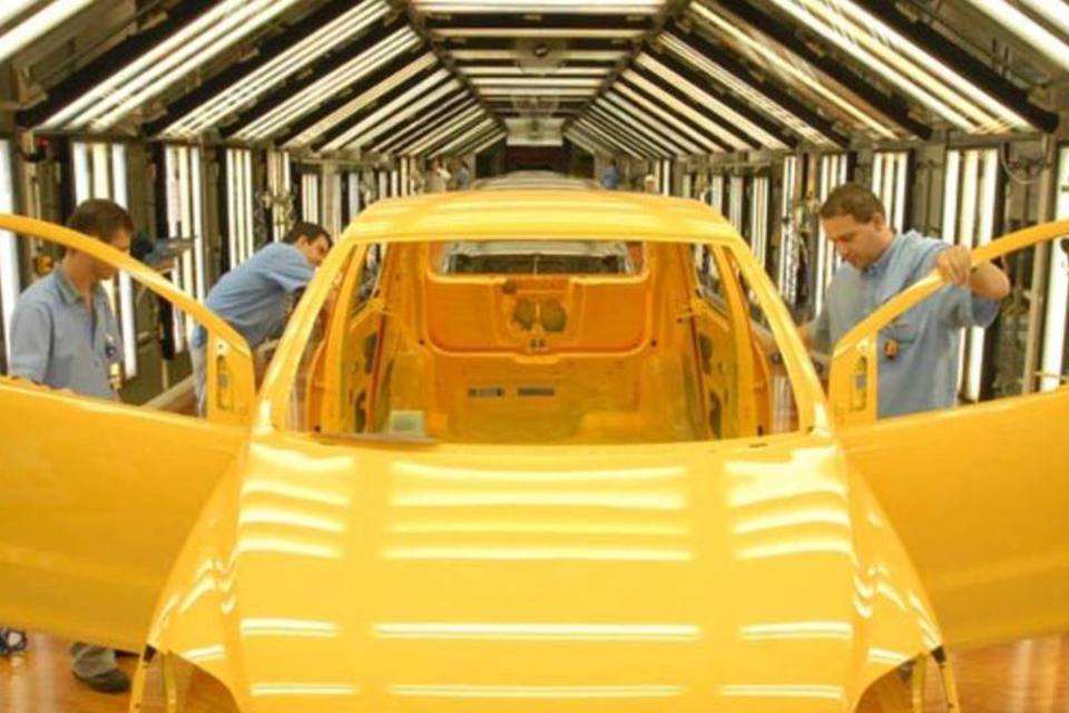 Volks deixará de produzir cerca de 5 mil carros no PR