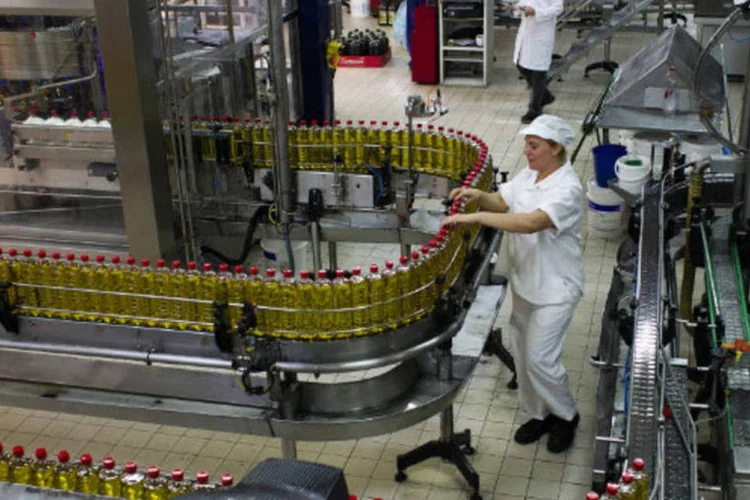 Indústria de Alimentos: puxou aumento, tanto formal como informalmente (Angel Navarrete/Bloomberg)