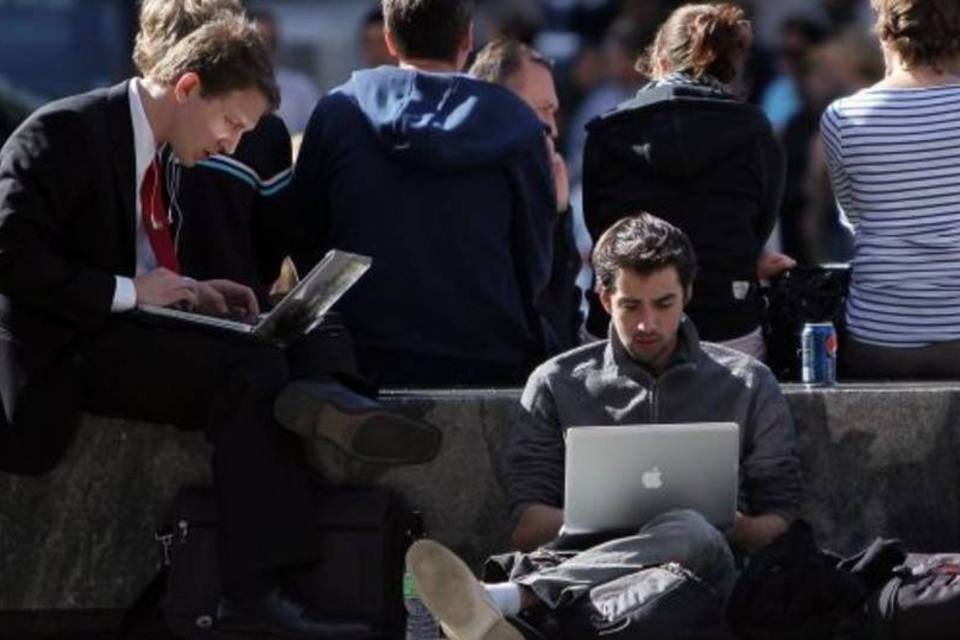 Estudo mostra 8 comportamentos dos jovens na internet
