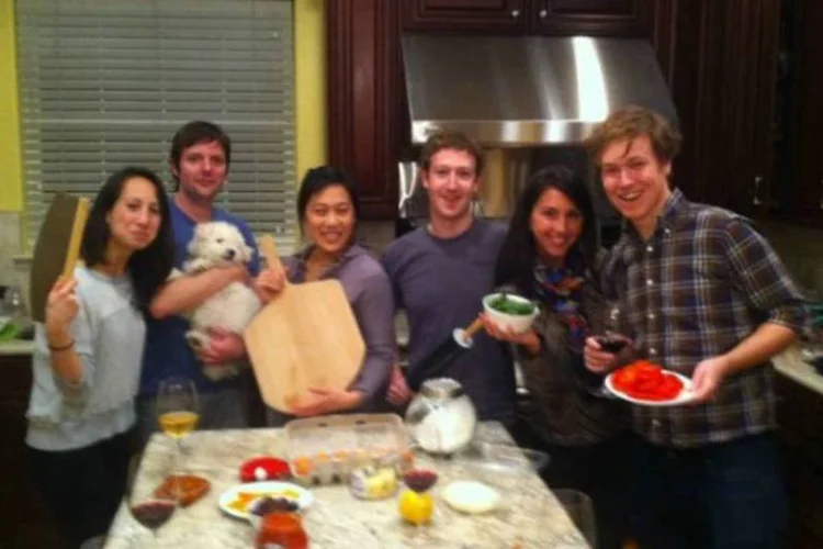 Fotos privadas de Mark Zuckerberg (acima) também foram expostas pela falha (Reprodução)