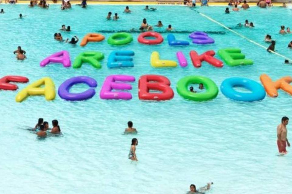 Facebook se compara a piscina em publicidade