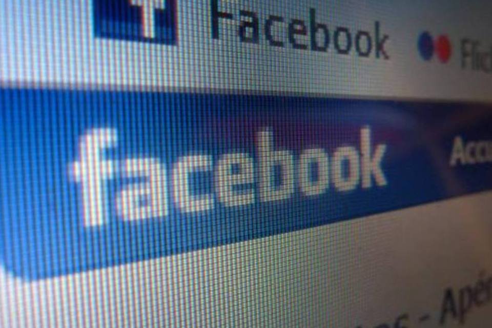 Site de relacionamentos rouba 250 mil contas do Facebook