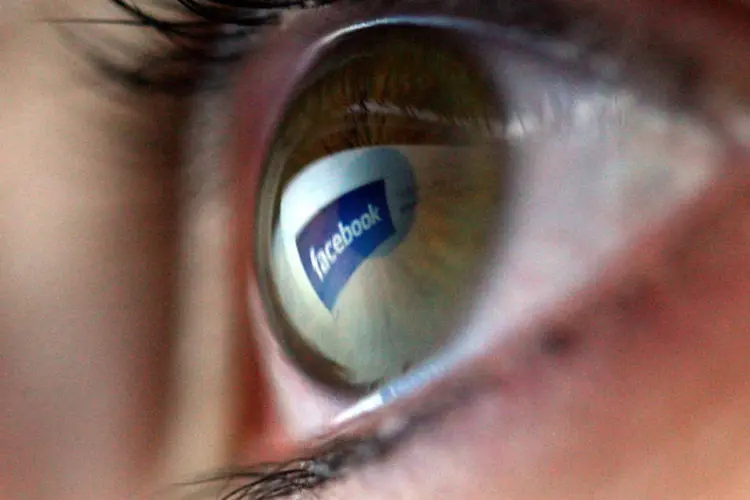 Facebook: rede social não quer que você remova seu ex da lista de amigos (Getty Images)