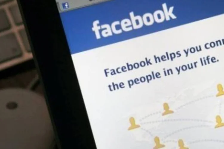 Facebook concordou em remover imagens e conteúdo considerados inadequados. (.)