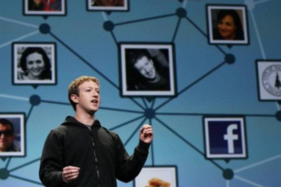 Facebook deve dobrar receita em publicidade de 2009 para 2010