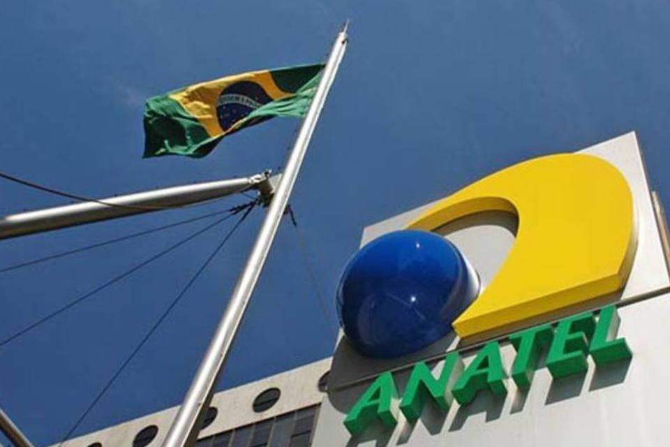 Anatel aprova troca de multas da Oi por investimentos