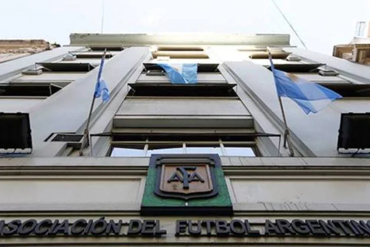 
	AFA: o susto acontece em meio &agrave; profunda crise interna que atravessa a entidade mandat&aacute;ria do futebol argentina, um dia ap&oacute;s a derrota na final da Copa Am&eacute;rica
 (Divulgação / Facebook AFA)
