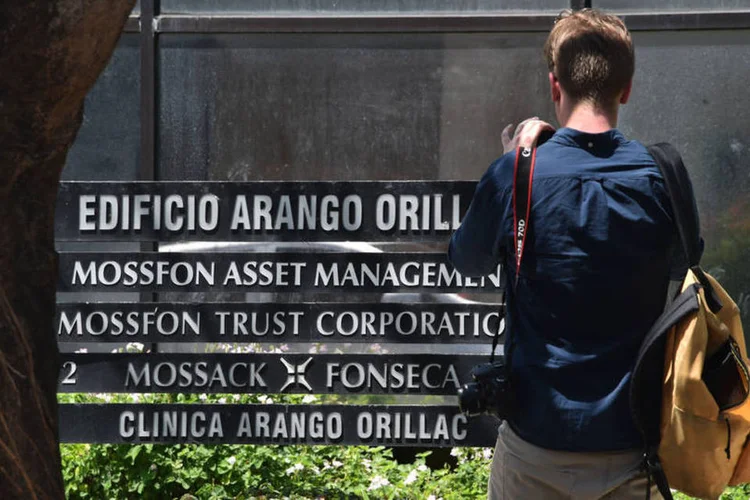 
	Mossack Fonseca: tamb&eacute;m aparecem na lista um poss&iacute;vel financista do Hezbollah
 (Rodrigo Arangua / AFP)