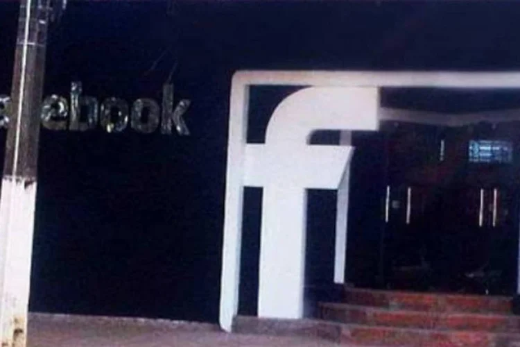 Fachada da balada Facebook  (Reprodução)
