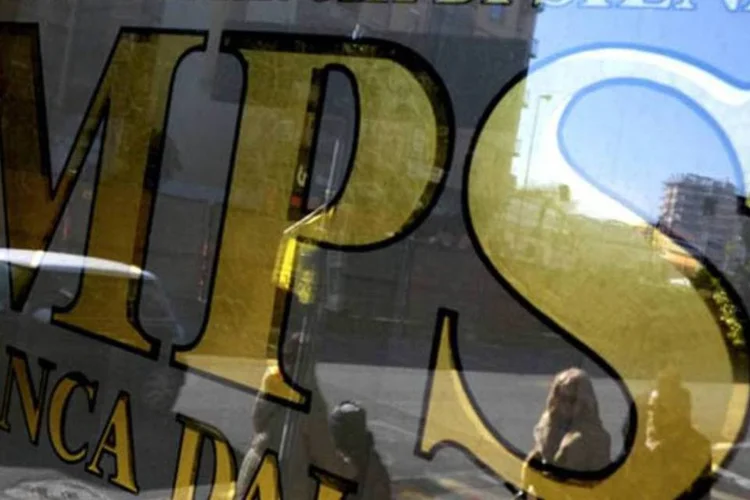 
	O BMPS admitiu tr&ecirc;s opera&ccedil;&otilde;es mal sucedidas na gest&atilde;o anterior
 (Max Rossi/Reuters)