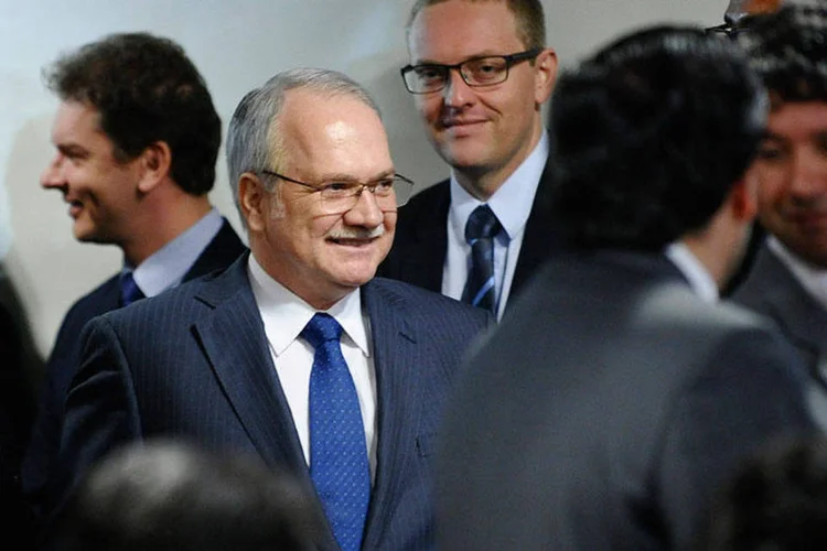 O advogado Luiz Edson Fachin antes de sabatina na CCJ do Senado (Marcos Oliveira/Agência Senado)