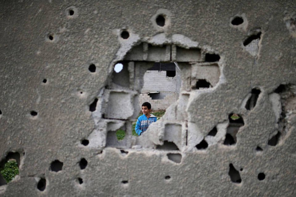 Confronto com exército em Gaza deixa 2 mortos