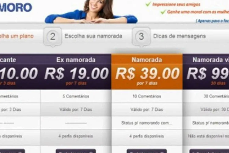 
	Fake Namoro: no completo (ainda indispon&iacute;vel), s&atilde;o 30 mensagens, publicadas durante um m&ecirc;s, al&eacute;m do direito de alterar o status para &quot;relacionamento s&eacute;rio&quot;
 (Reprodução)