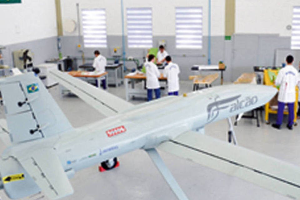 Projeto pode transformar Brasil em centro de pesquisa aérea