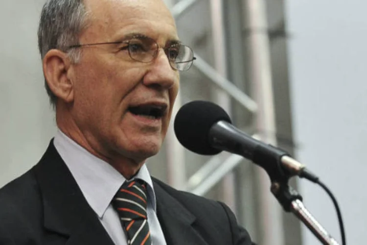 
	O presidente do PT, Rui Falc&atilde;o: para Rui Falc&atilde;o, a defesa do ex-presidente petista em favor das empresas n&atilde;o significa favorecimento de ningu&eacute;m.
 (Fabio Rodrigues Pozzebom/ABr)