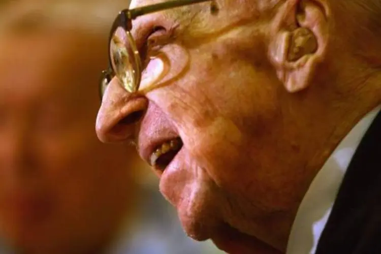 
	O americano Walter Breuning foi o homem mais velho do mundo em 2011, e morreu com 114 anos de idade
