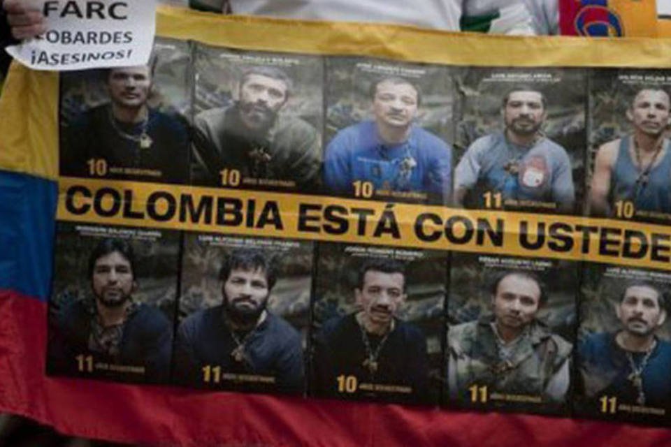 Policiais reféns das Farc são libertados na Colômbia