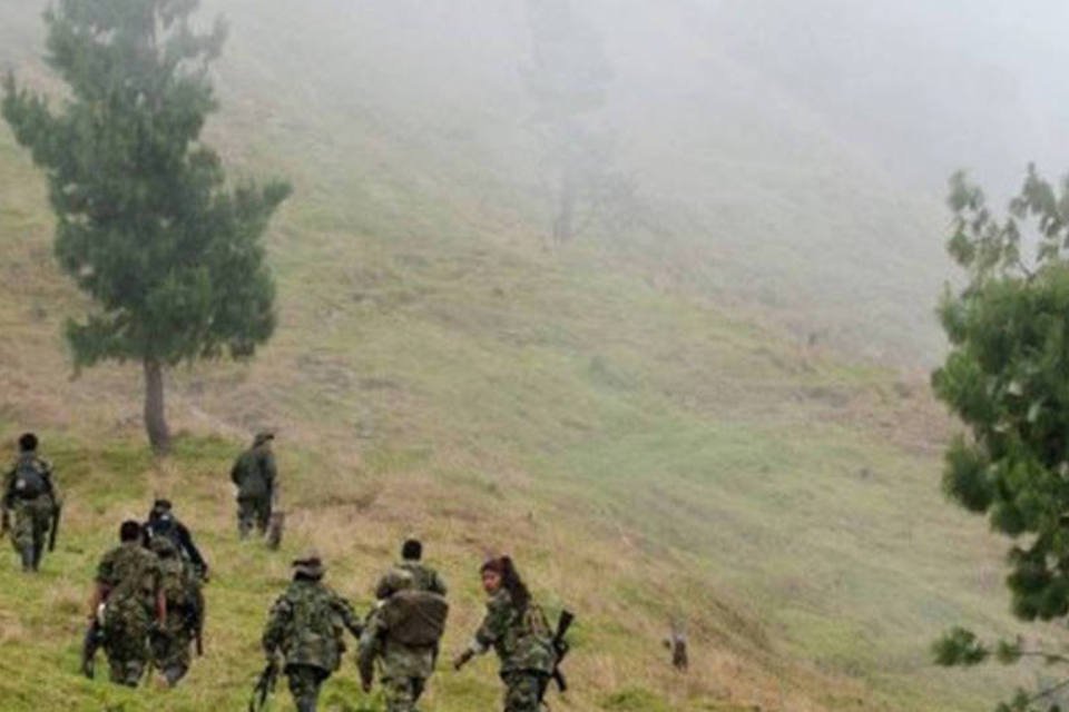 Militares da Colômbia matam um dos líderes da guerrilha