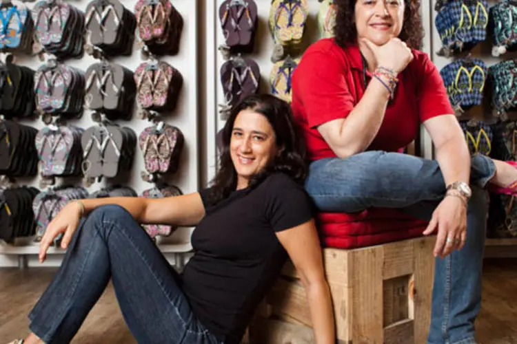 Fátima Afonso  e sua irmã  Ana Maria, donas de 15 lojas franqueadas de quatro redes diferentes (Daniela Toviansky)