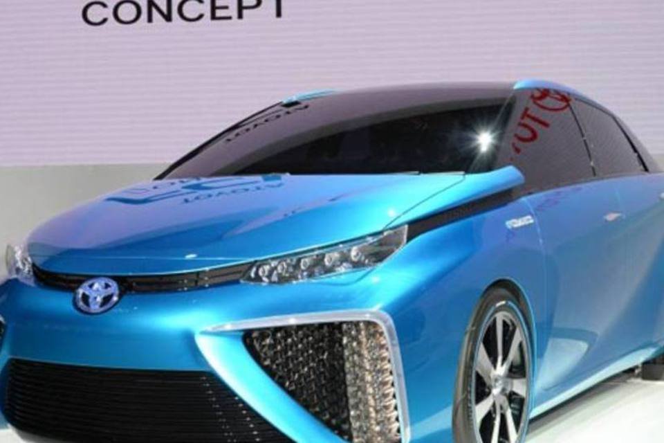 Futuro da Toyota é movido a hidrogênio e chega em 2015