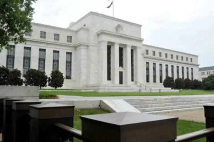 
	Federal Reserve: o Livro Bege mostrou que consumidores gastaram mais, a atividade manufatureira continuou a crescer e o mercado imobili&aacute;rio melhorou
 (Karen Bleier/AFP)