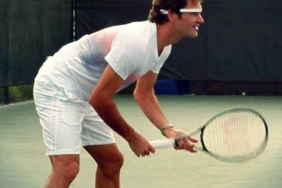 Federer usou Google Glass para jogar tênis. Veja o resultado