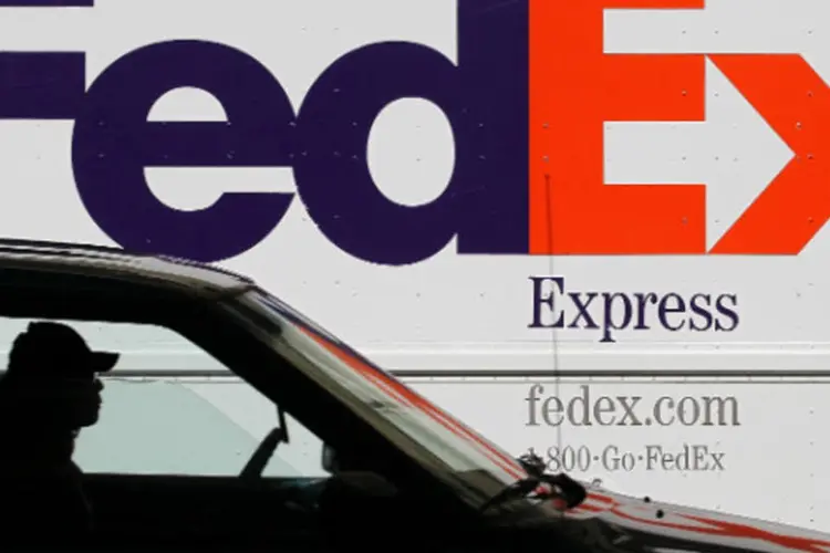 
	FedEx: companhia teve impulso no trimestre de aumento de 8% no volume m&eacute;dio de envio por terra
 (Getty Images/Getty Images)
