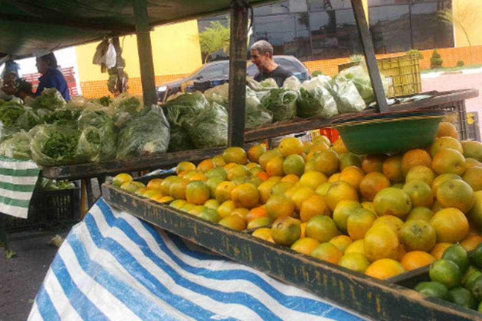 Frutas provocam avanço na inflação, informa FGV