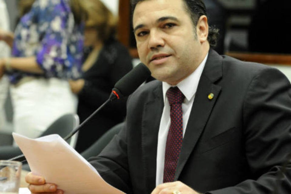 Ministra publica moção de repúdio contra Feliciano