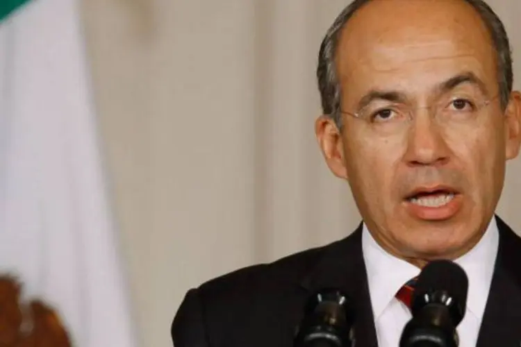 Felipe Calderón: para o presidente do México, o massacre nos EUA representa uma oportunidade para que o Congresso americano revise "sua equivocada legislação" sobre armas (Chip Somodevilla/Getty Images)