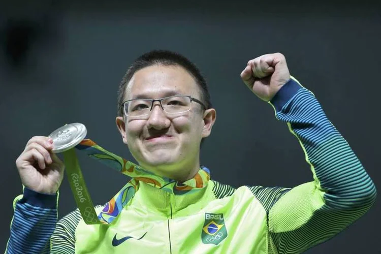 
	Felipe Wu: os oito classificados na prova disputar&atilde;o as semifinais posteriormente nesta quarta-feira
 (Edgard Garrido/ Reuters)