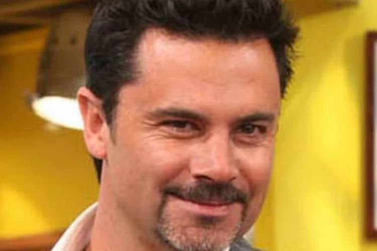 Felipe Camiroaga, apresentador de TV no Chile: "Solteiro para evitar divórcio" (Wikimedia Commons)