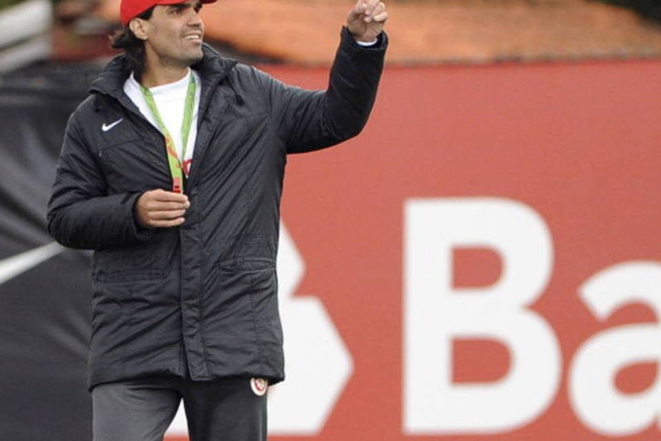 Blatter e ex-companheiros lamentam morte de Fernandão