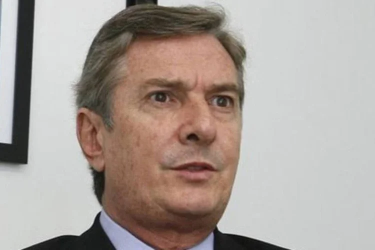 
	Fernando Collor: no caso de Collor, as investiga&ccedil;&otilde;es indicam que o parlamentar recebeu R$ 26 milh&otilde;es em propina, entre os anos de 2010 e 2014, por meio de um esquema de lavagem de dinheiro
 (REUTERS/Jamil Bittar)
