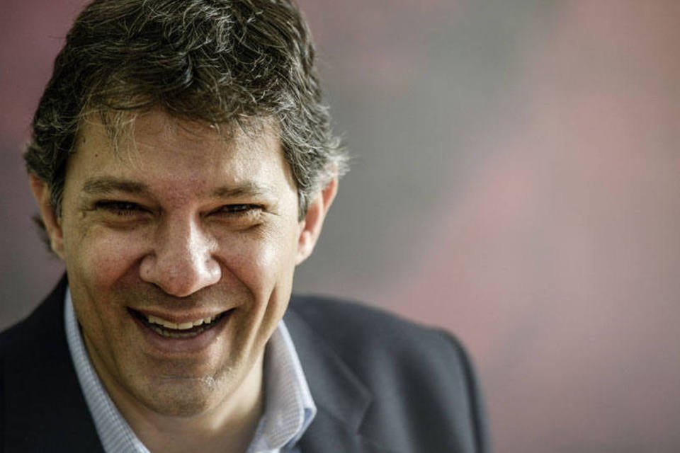 Com Lula, PT lança candidatura de Haddad à reeleição