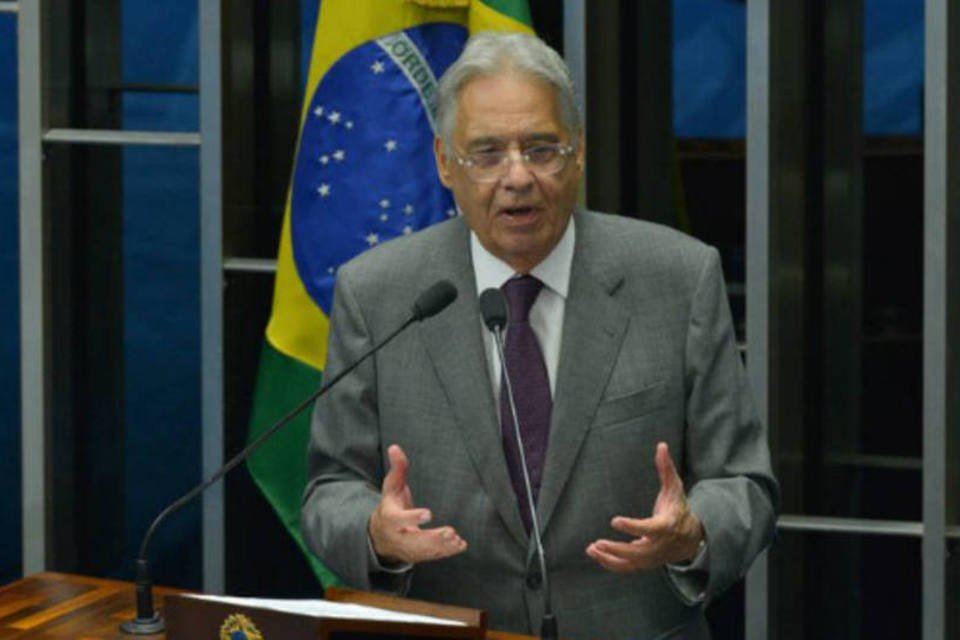 FHC diz que é contra abertura de CPI da Petrobras