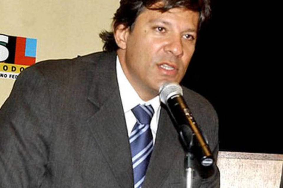 Haddad adia início da campanha para sábado