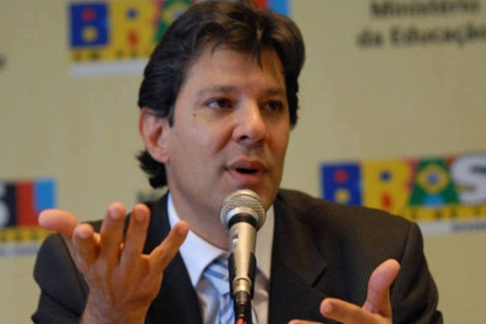 Haddad elogia comissão para avaliar Plano Nacional de Educação