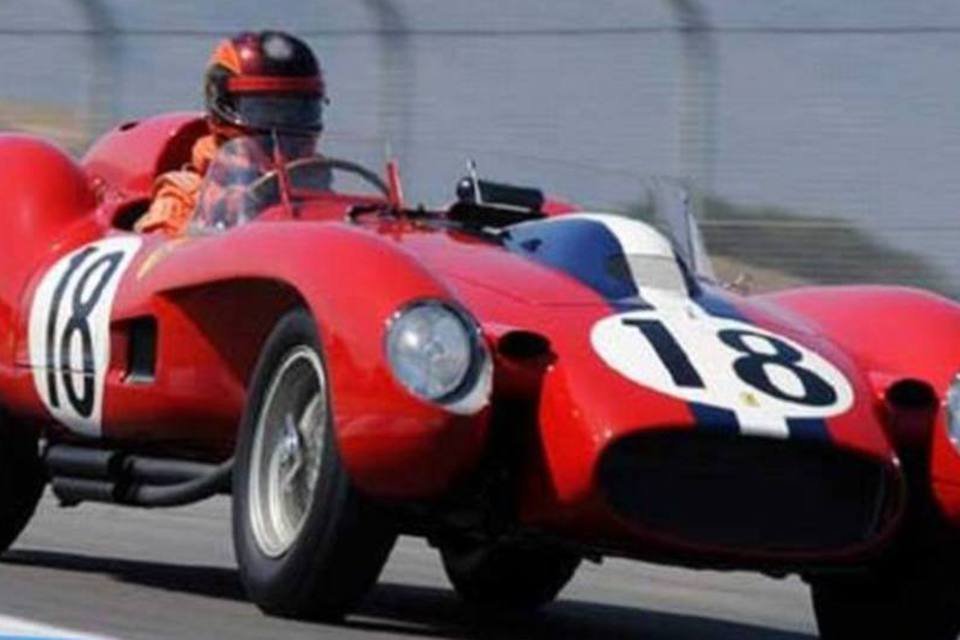 A Ferrari 250 Testa Rossa bateu, de longe, o recorde anterior da empresa de leilões, que pertencia à outra Ferrari, a 250 GT LWB California 1959 (Divulgação)