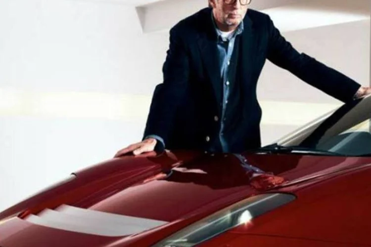 Eric Clapton e sua Ferrari SP12 EC (Divulgação/Ferrari)