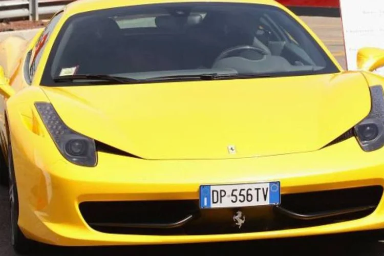 
	N&atilde;o &eacute; necess&aacute;rio ter experi&ecirc;ncia como piloto para guiar os carros esportivos da atra&ccedil;&atilde;o, que conta ainda com Ferraris, Audis, Nissans e Porsche; a velocidade m&aacute;xima varia dependendo da experi&ecirc;ncia do piloto
 (Scott Olson/Getty Images)