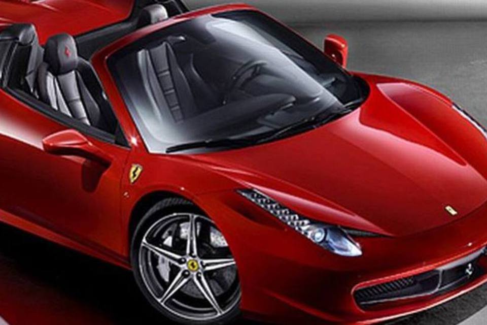 Em Maranello, Ferrari apresenta a 458 Spider