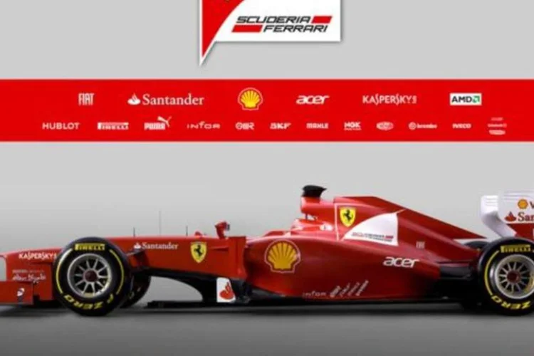 O veículo F2012 trouxe como principal novidade um degrau antes do seu bico, seguindo a tendência iniciada pela Caterham, ex-Lotus, que exibiu seu carro na semana passada (Divulgação)