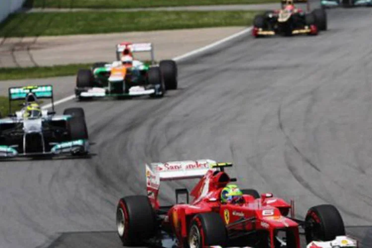 Pilotos em corrida: ação envolve um quiz diário com questões sobre Fórmula 1 (Mark Thompson/Getty Images/AFP)