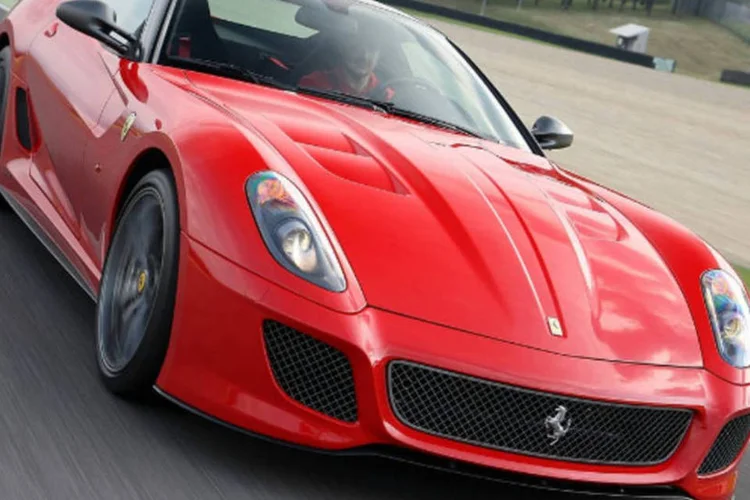 O motor V12 deve ser mantido; opção de seis cilindros pode surgir (Ferrari/Divulgação)