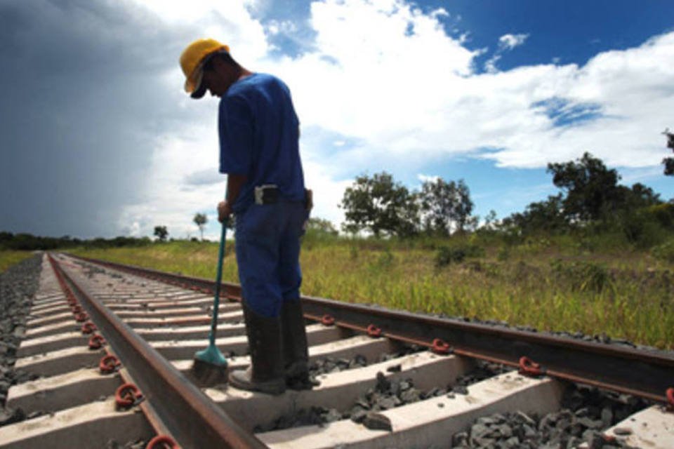 PF investiga irregularidades nas obras da Ferrovia Norte-Sul