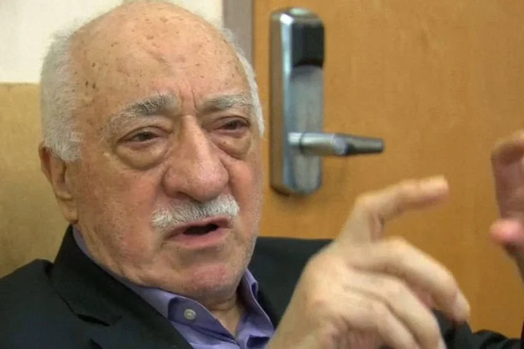 
	G&uuml;len: o vice-primeiro ministro afirmou que pelo menos quatro deles tinham sido formalmente preso e aguardavam julgamento
 (Greg Savoy / Reuters)